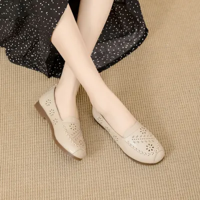 Mom Shoes Elderly Spring Summer Autumn Women s Shoes Middle-aged and Elderly Soft Soled Shoes